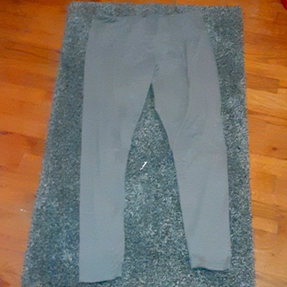 Gray leggings